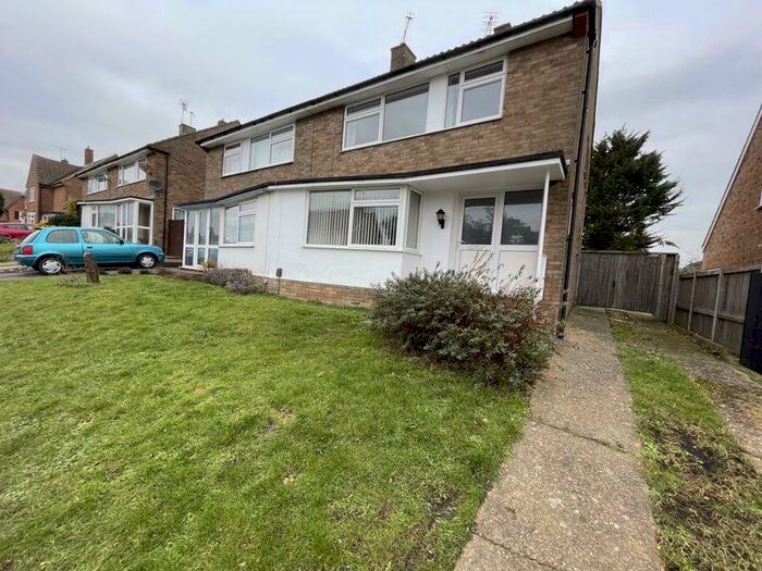 3 Bedroom Semi-Detached House To Rent In Beverley Road, Maidstone, ME16