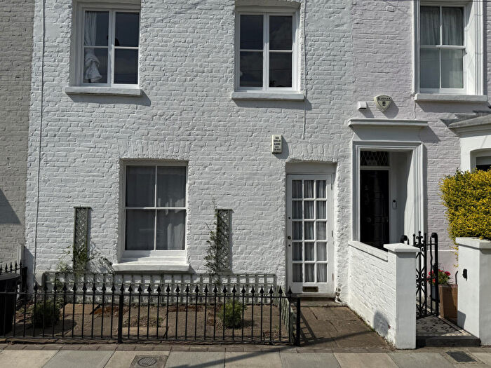 2 Bedroom Terraced House To Rent In Poyntz Road, London, SW11