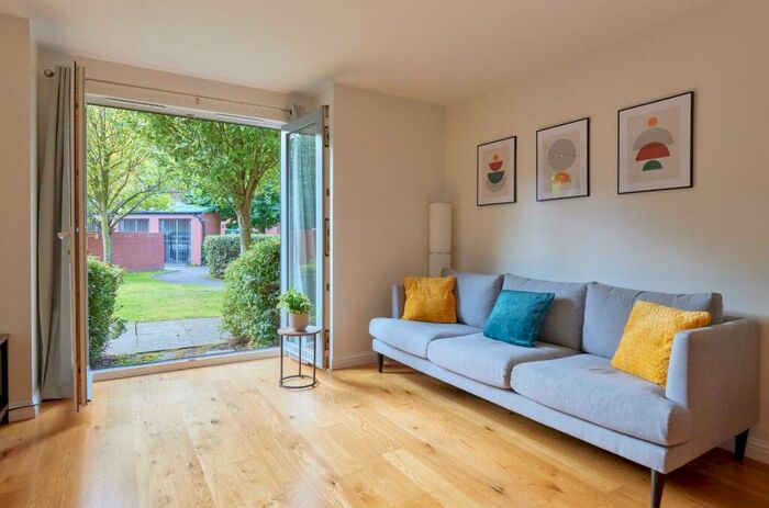 2 Bedroom Flat To Rent In Tytler Court, Abbeyhill, Edinburgh, EH8