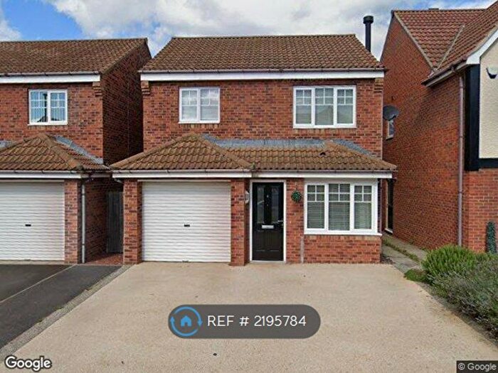 3 Bedroom Detached House To Rent In Whitstable Gardens, Redcar, TS10