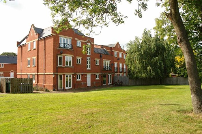 2 Bedroom Apartment To Rent In Longbourn, Windsor, Berkshire, SL4