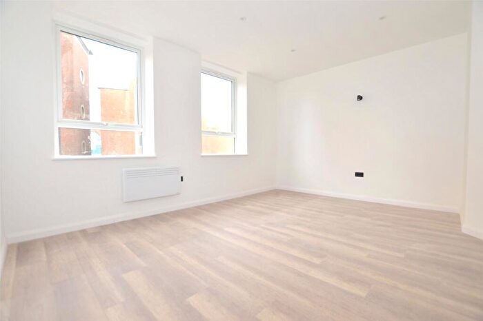 1 Bedroom Apartment To Rent In London Road, Redhill, Surrey, RH1