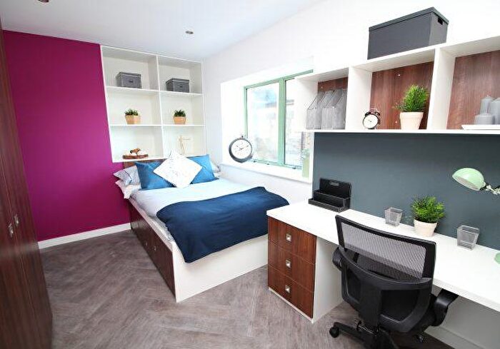 1 Bedroom Private Hall To Rent In Library Road, Pontypridd, CF37