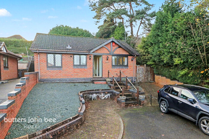 2 Bedroom Detached Bungalow For Sale In Pomona Rise, Sneyd Green Stoke-On-Trent, ST1