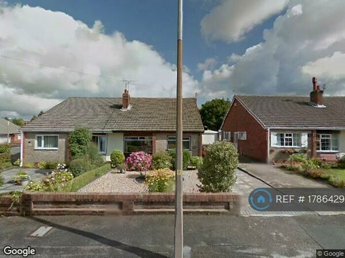 2 Bedroom Bungalow To Rent In Green Drive, Preston, PR2
