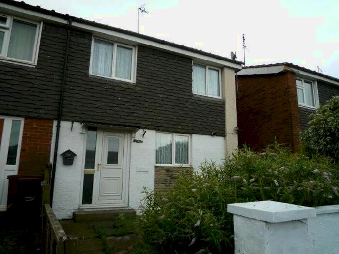 2 Bedroom Semi-Detached House To Rent In Bluebell Close, Pontefract WF8
