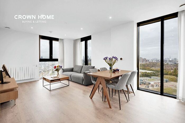 2 Bedroom Flat To Rent In Menara Point, Twelvetrees Park, West Ham, E16