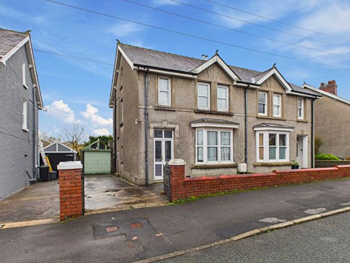 3 Bedroom Semi-detached House For Sale In The Grove, Carmarthen, SA31