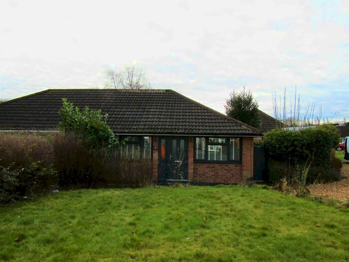 3 Bedroom Bungalow To Rent In North Drive, Sutton Coldfield, B75
