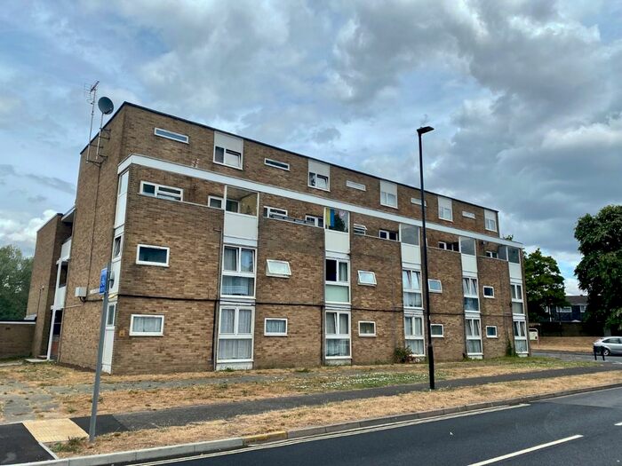 2 Bedroom Flat To Rent In Boniface Crescent, Southampton, Hampshire, SO16