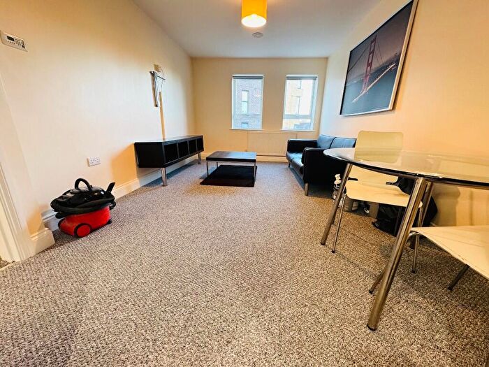 1 Bedroom Flat To Rent In Dudley Street, Luton, Bedfordshire, LU2