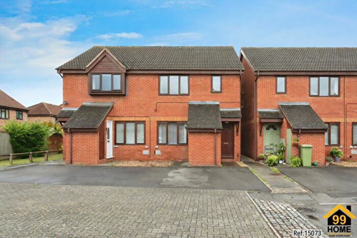 1 Bedroom Maisonette For Sale In Margam Crescent, Milton Keynes, MK10