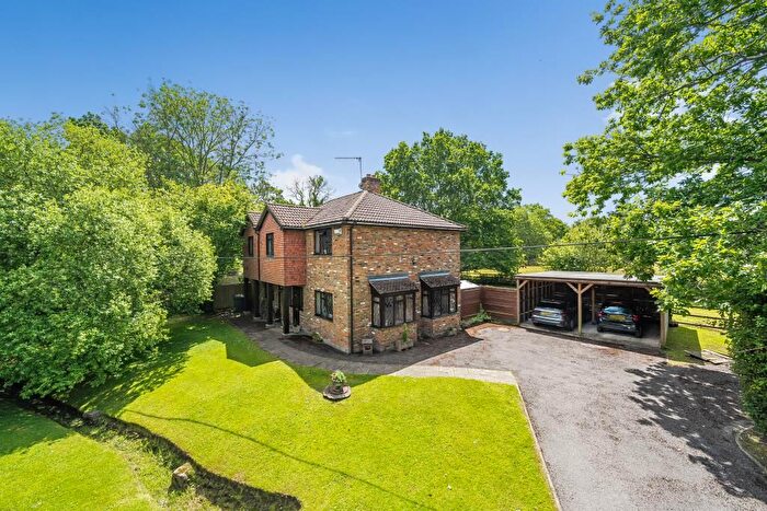 5 Bedroom Detached House For Sale In West End, Surrey, GU24