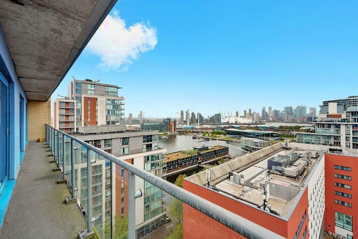 3 Bedroom Apartment To Rent In Westgate Apartments, Western Gateway, Royal Victoria Docks, Excel, London, E16