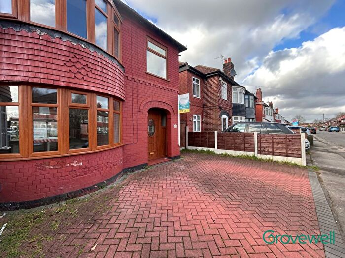 3 Bedroom Semi-Detached House To Rent In Annable Road, Droylsden, Droylsden, Manchester, M43