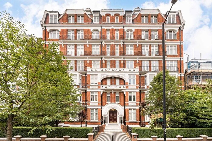 3 Bedroom Flat For Sale In Abbey Road, St John's Wood, NW8