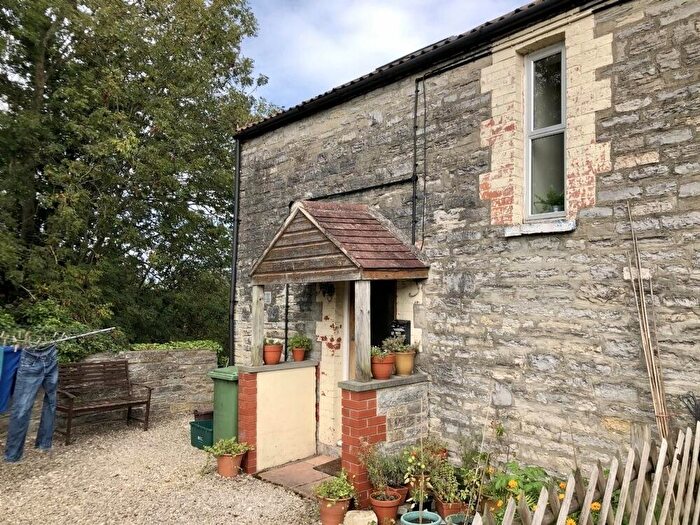 1 Bedroom Flat To Rent In Beckery, Glastonbury, Somerset, BA6