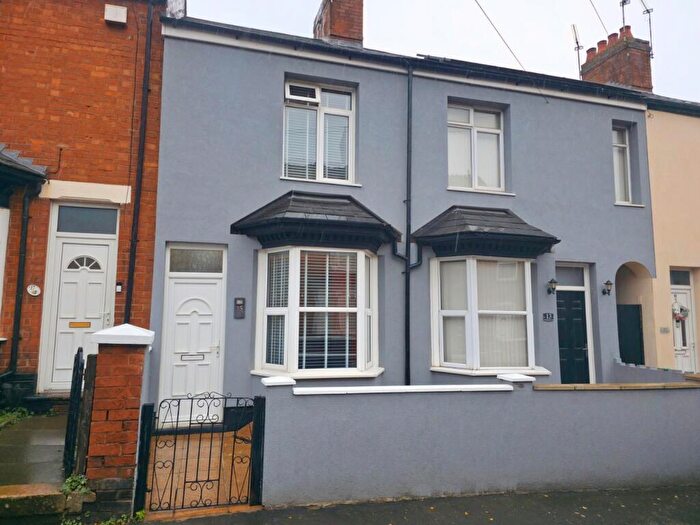 3 Bedroom Terraced House For Sale In Park Road, Bedworth, Warwickshire, CV12