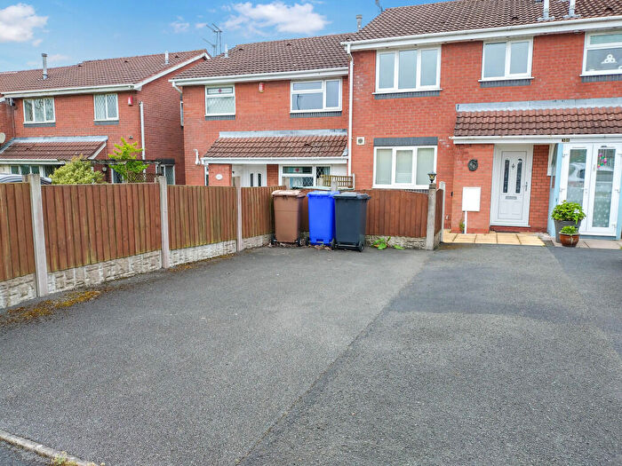 1 Bedroom Apartment For Sale In Gilbert Street, Stoke-on-Trent, ST6