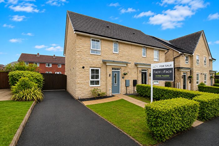 3 Bedroom Semi-Detached House For Sale In Shopwood Way, Littleborough, OL15