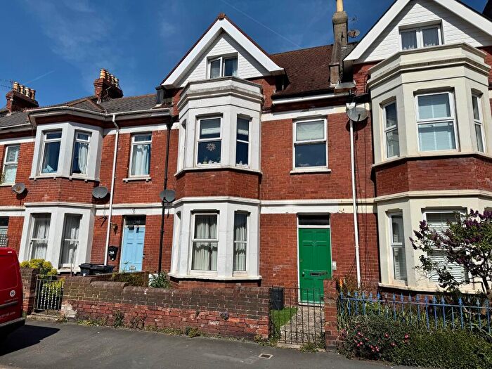 2 Bedroom Property For Sale In Victoria Rd, Exmouth, EX8