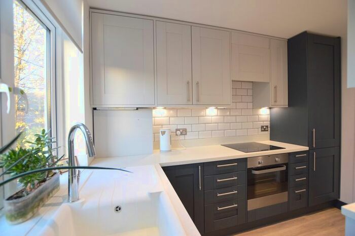 2 Bedroom Maisonette To Rent In Courtlands Drive, Watford, WD24