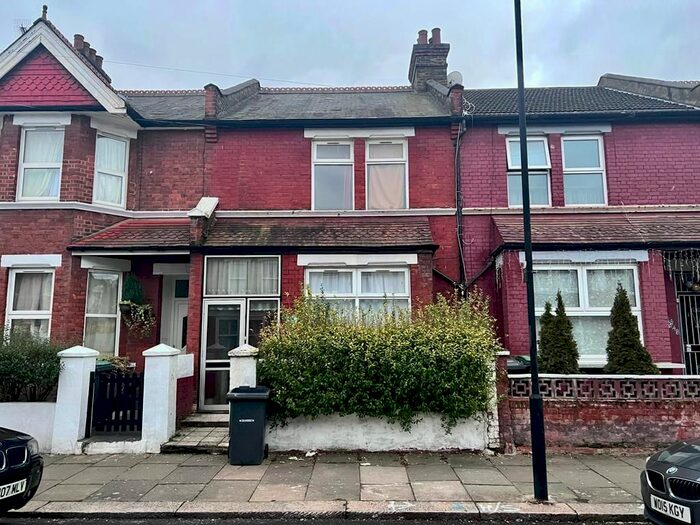 3 Bedroom Terraced House To Rent In Sherringham Avenue, London, N17