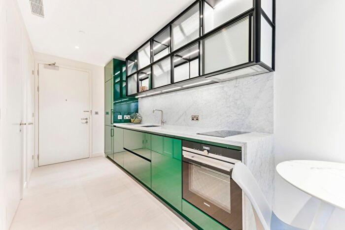 Studio To Rent In Bagshaw Building, Wardian, Canary Wharf, London, E14