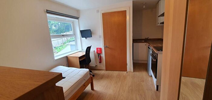 House To Rent In Brookhill Road, SE18