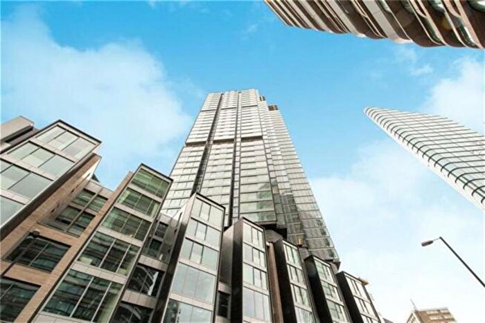 2 Bedroom Flat To Rent In Carrara Tower, City Road, Bollinder Place, London, EC1V