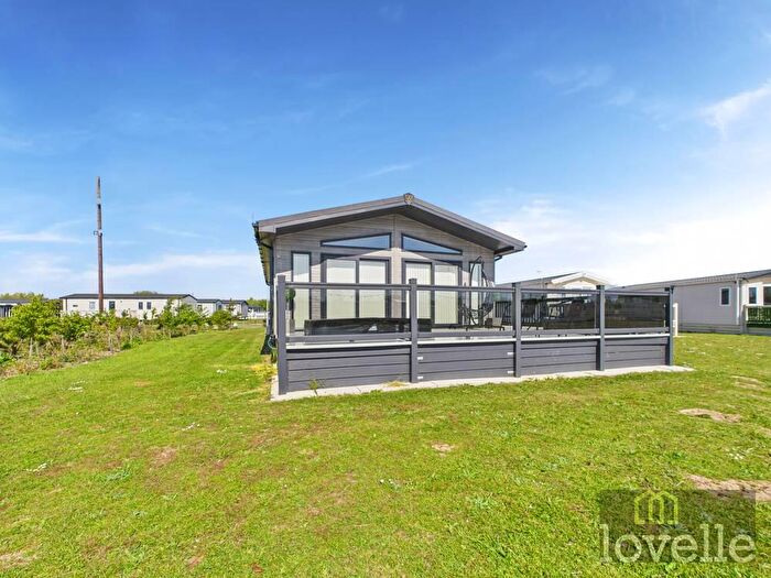 2 Bedroom Park Home For Sale In Alford Road, Mablethorpe, LN12