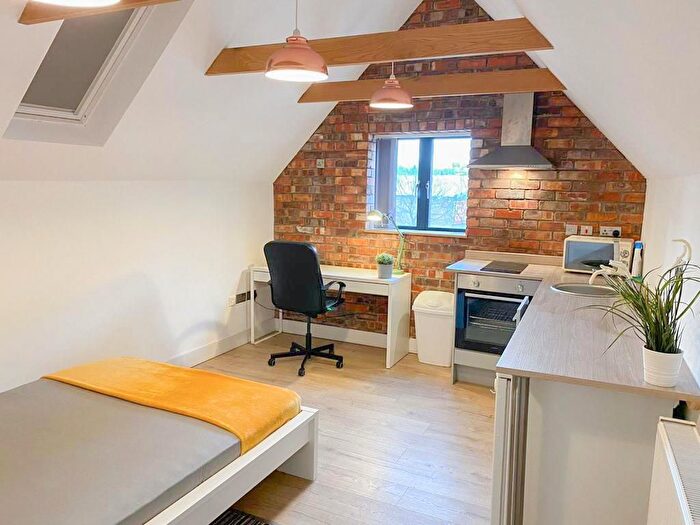 Studio To Rent In Far Gosford Street, City Centre, Coventry, CV1