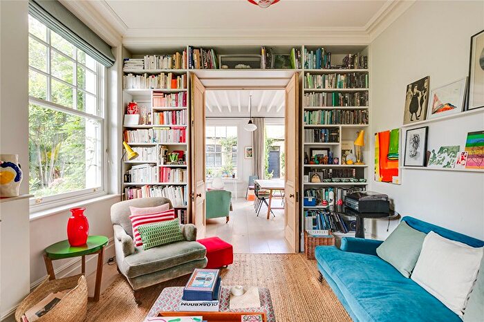 5 Bedroom Detached House To Rent In Harvist Road, Queens Park, London, NW6
