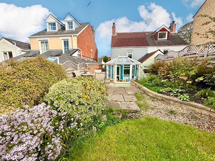 2 Bedroom Semi-Detached House For Sale In Priors Hill, Wroughton, Swindon, SN4