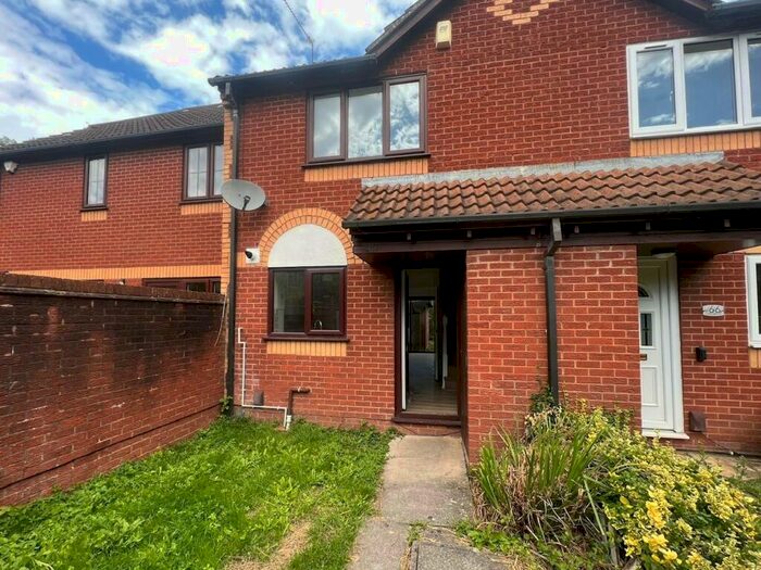 2 Bedroom House To Rent In Clay Bottom, Bristol, BS5