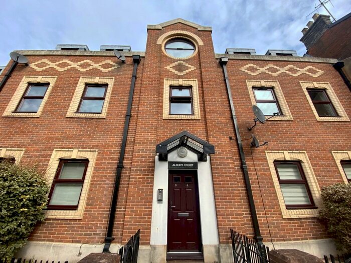 1 Bedroom Flat To Rent In St. Helens Street, Ipswich, Suffolk, IP4