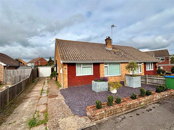 3 Bedroom Bungalow For Sale In Mill Gardens, Ringmer, Lewes, East Sussex, BN8
