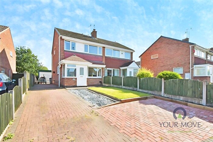 3 Bedroom Semi Detached House For Sale In Barncroft Road, Chell Heath, Stoke-On-Trent, Staffordshire, ST6