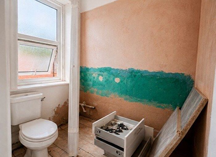 2 Bedroom Flat To Rent In A, Christchurch Road, BH7