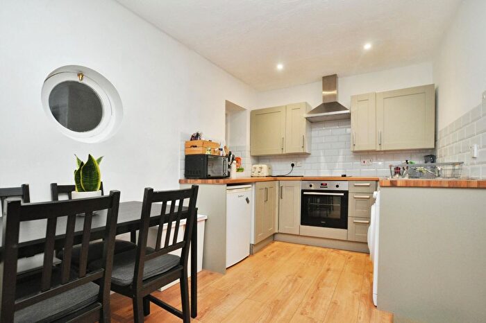1 Bedroom Flat For Sale In Rosemont Close, Letchworth Garden City, SG6