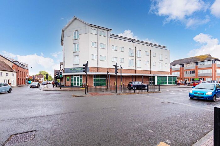 1 Bedroom Flat For Sale In Moorbridge Road, Maidenhead, SL6