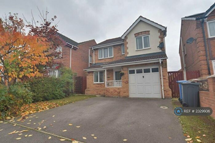 4 Bedroom Detached House To Rent In Standish Gardens, Sheffield, S5