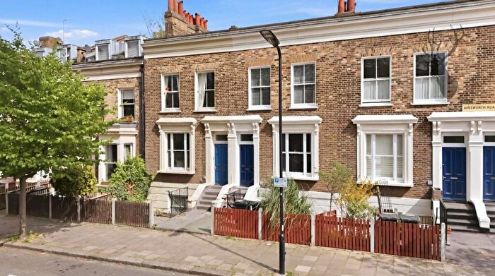 1 Bedroom Apartment For Sale In Ainsworth Road, London, E9