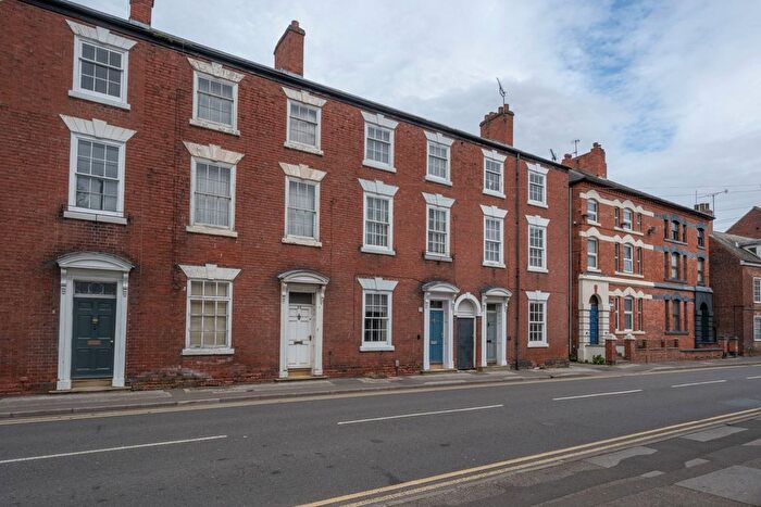 3 Bedroom Terraced House For Sale In Park Street, Worksop, S80