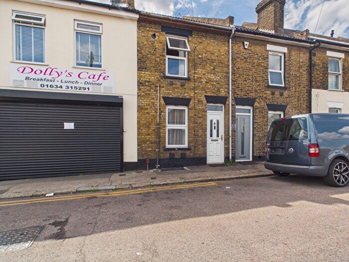 2 Bedroom Terraced House For Sale In Charles Street, Rochester, Kent, ME2
