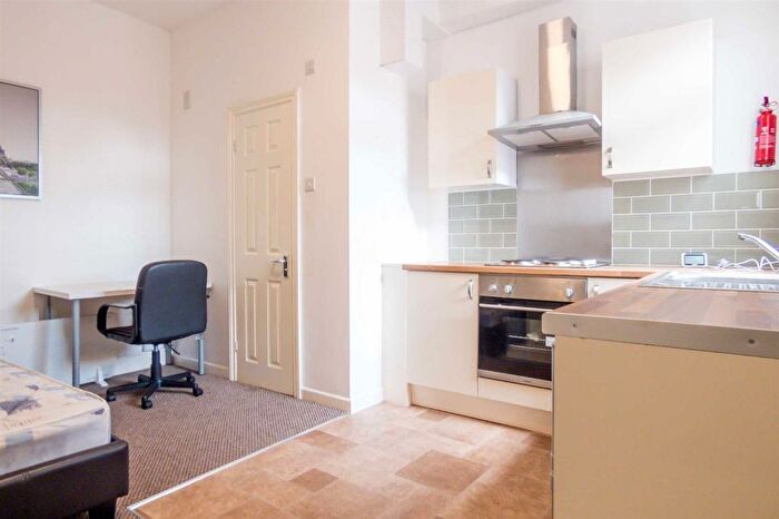 1 Bedroom Property To Rent In Holyhead Road, Coundon, CV1