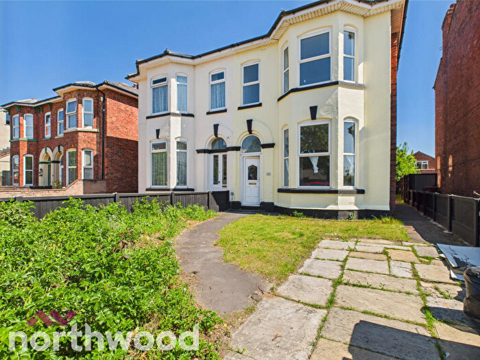 4 Bedroom Semi-Detached House For Sale In Zetland Street, Southport, PR9
