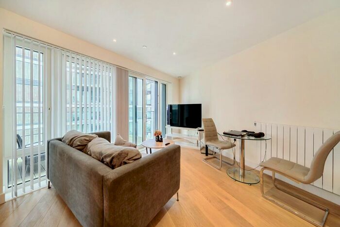 1 Bedroom Apartment To Rent In Hampton Apartments, Duke Of Wellington Avenue, London, SE18