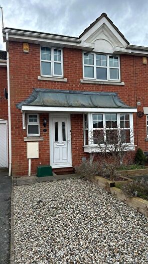 3 Bedroom Town House For Sale In Langton Close, NG4