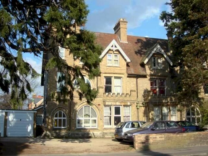 2 Bedroom Property To Rent In Iffley Road, Oxford, OX4